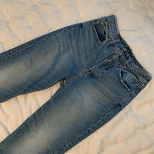 Gap Curvy Cheeky Straight Jeans